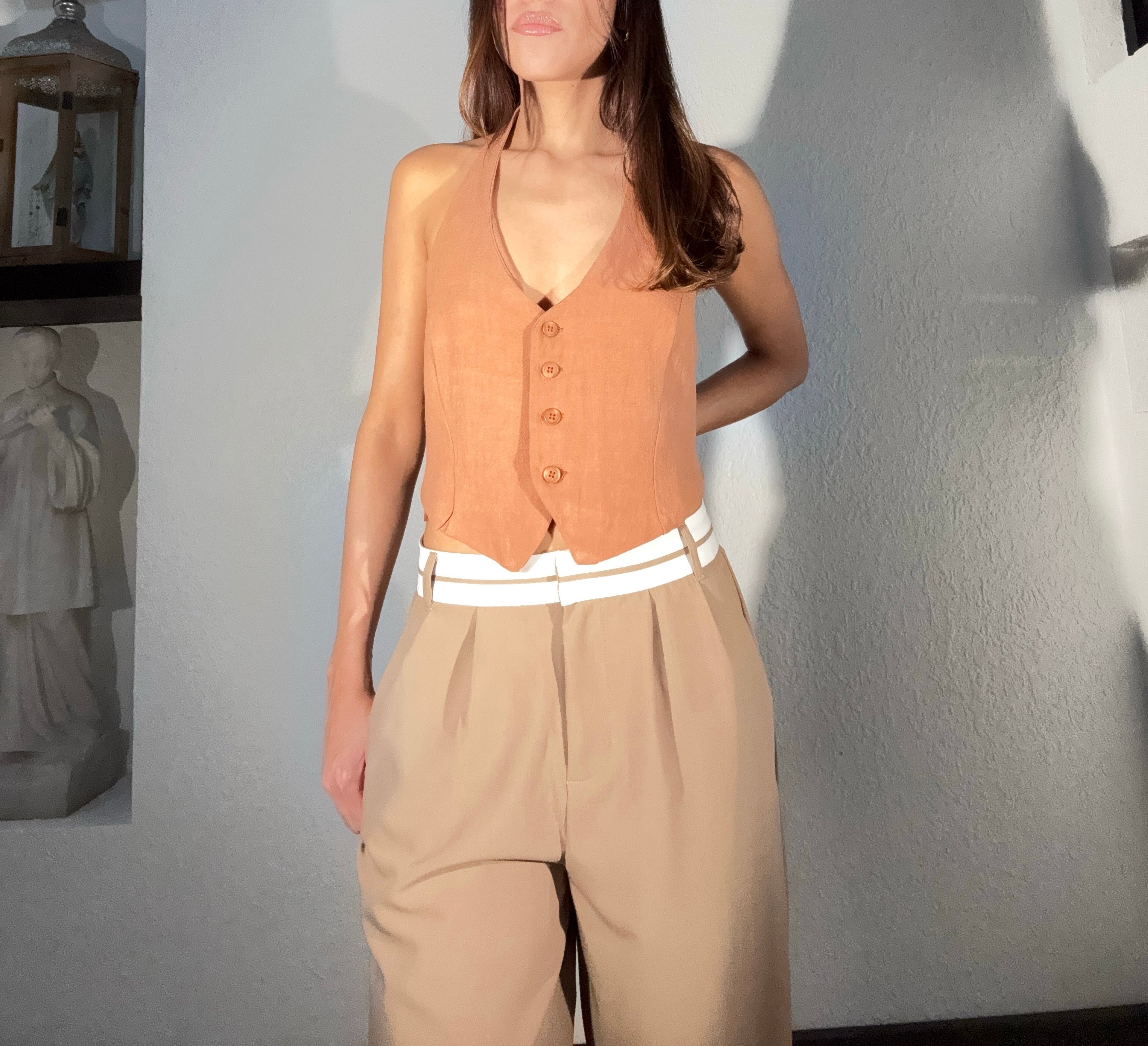 TOP CHALECO DE HALTER LINO