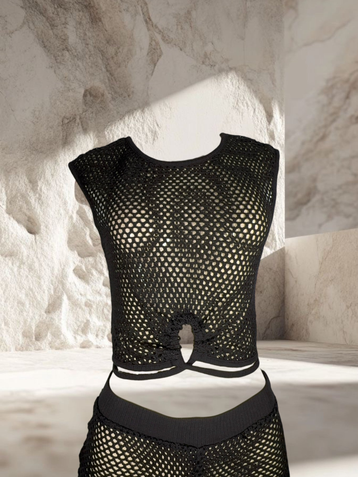 TOP DE RED CON NUDO CENTRAL